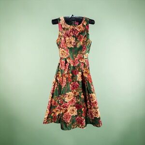 Flying Tomato Floral Fit & Flare Small Green Sleeveless Pockets Cottagecore